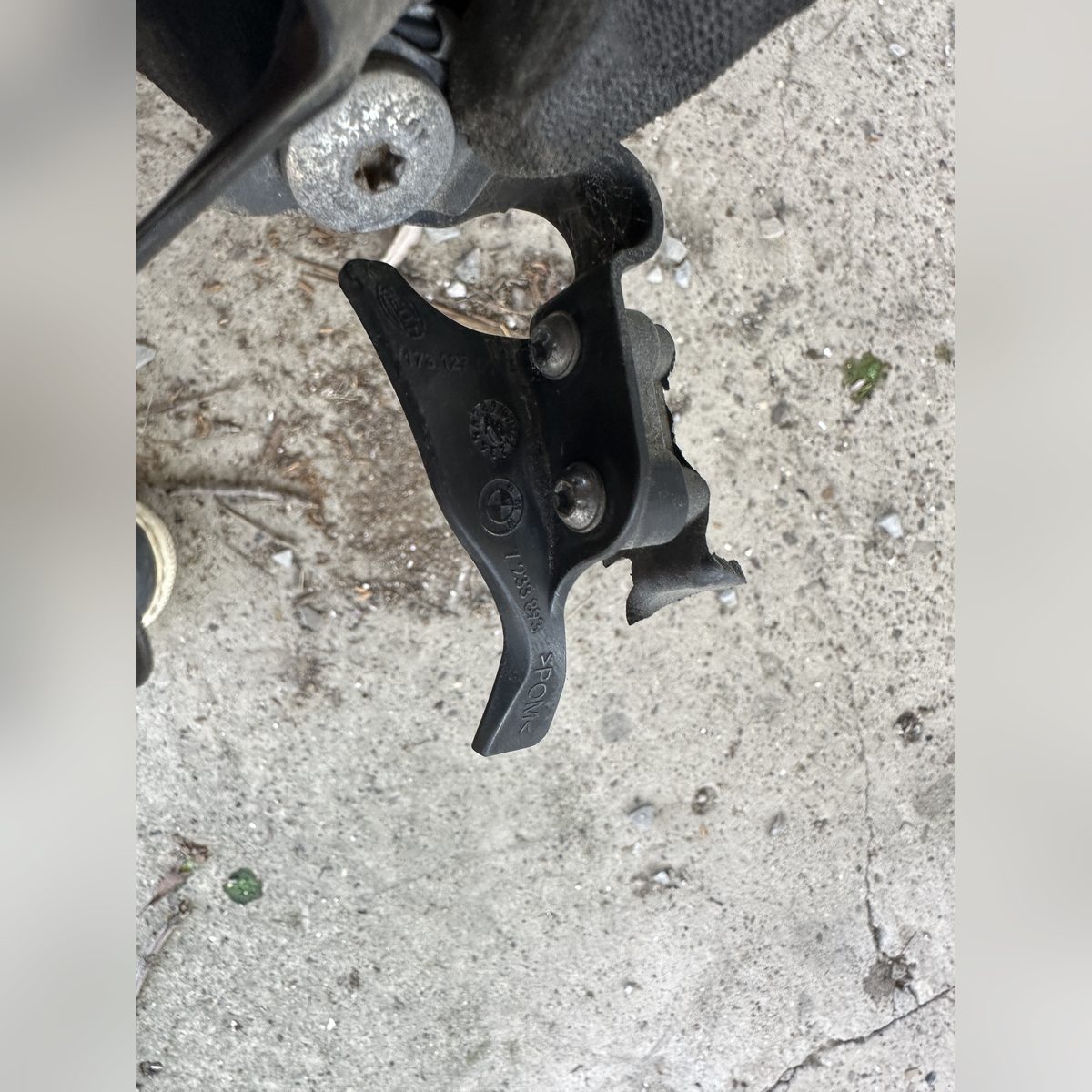 Balama capota cu suport BMW F10 7238893 – poza 3