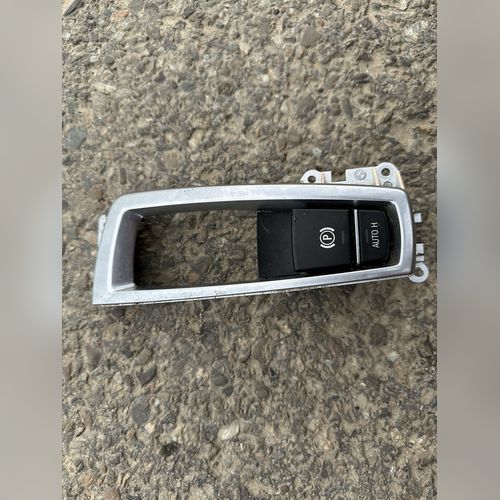 Buton frana de mana electrica Auto Hold cu rama BMW F10 F11 F18 F06 F12 F13 61319217594