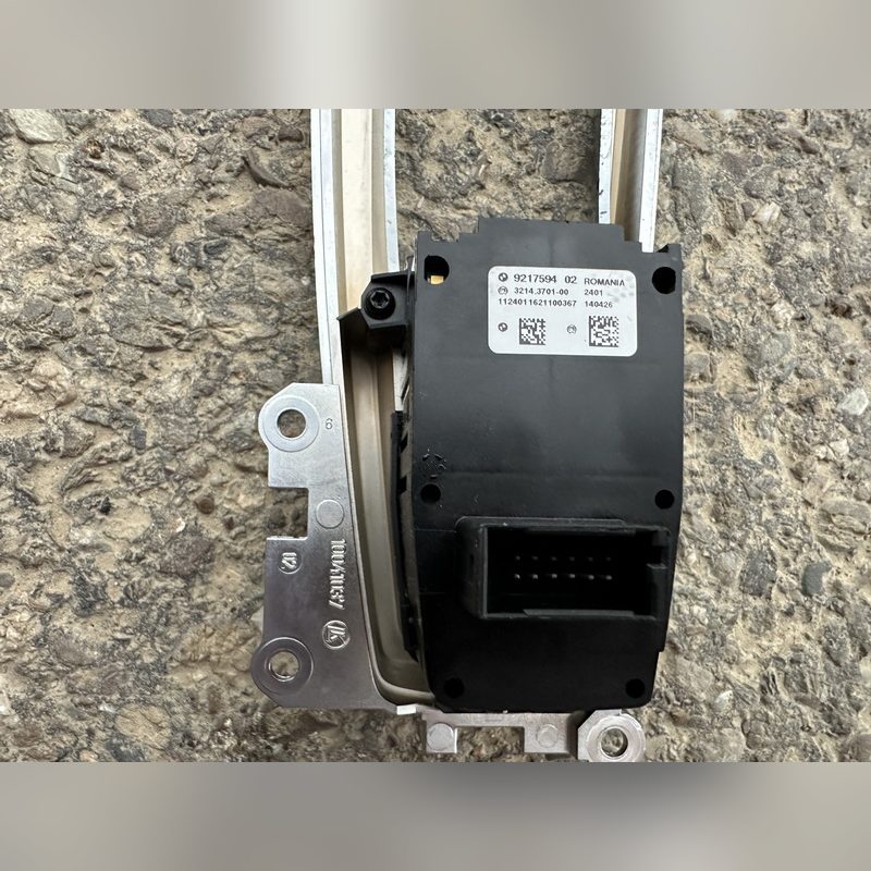 Buton frana de mana electrica Auto Hold cu rama BMW F10 F11 F18 F06 F12 F13 61319217594 – poza 3