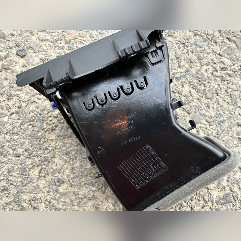 Grila ventilatie bord stanga BMW F10 F11 stanga 535i xDrive 2013 – poza 2