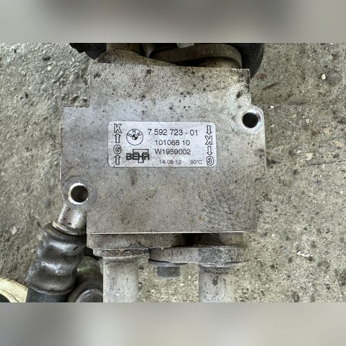 Schimbator caldura ulei cutie automata (termostat) cu conducte BMW F10 N55 7592723 1010681 cutie automata 8HP