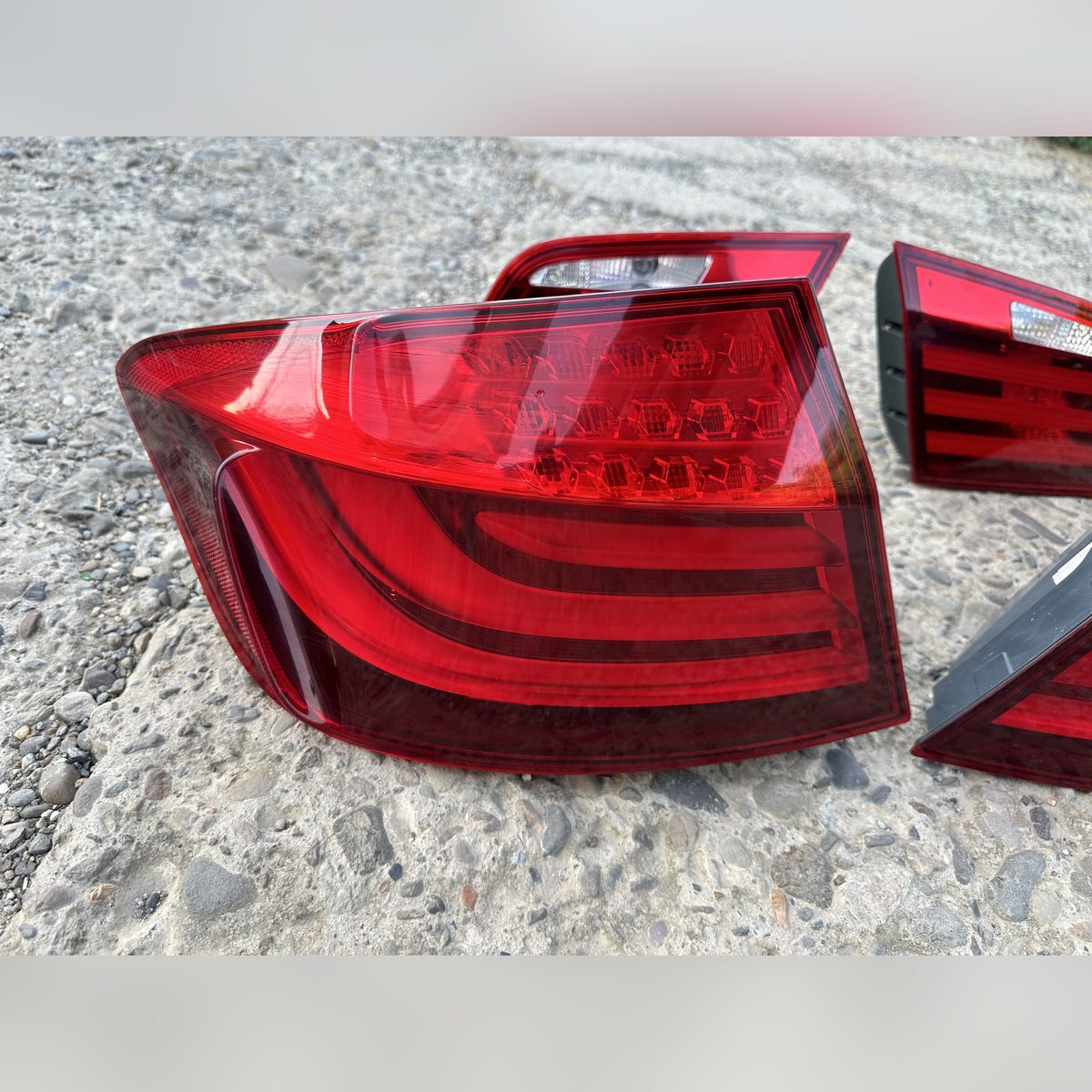 Stopuri spate LED set 4 bucati (aripa + haion, stanga si dreapta) BMW F10 sedan, versiune SUA 535i xDrive 2013 – poza 2