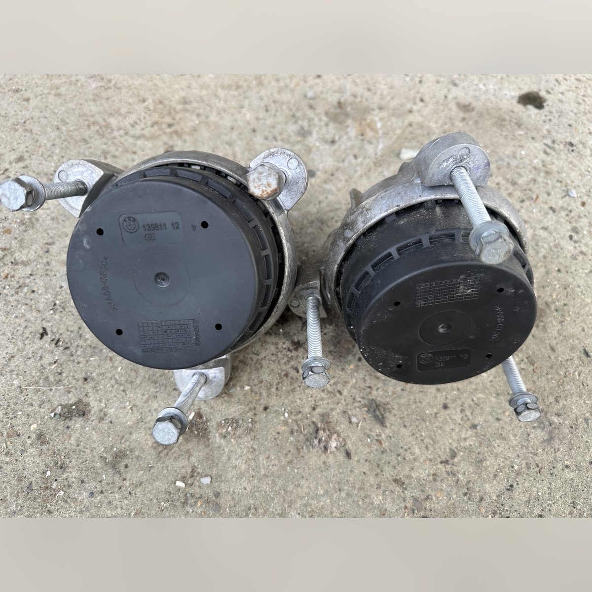 Tampoane motor stanga si dreapta BMW F10 F06 F12 F01 N55 6777375 6781562 xDrive, stanga si dreapta – poza 4